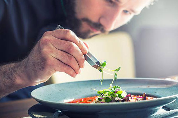 A good chef will know how to make his dishes impressive – Photo: Internet